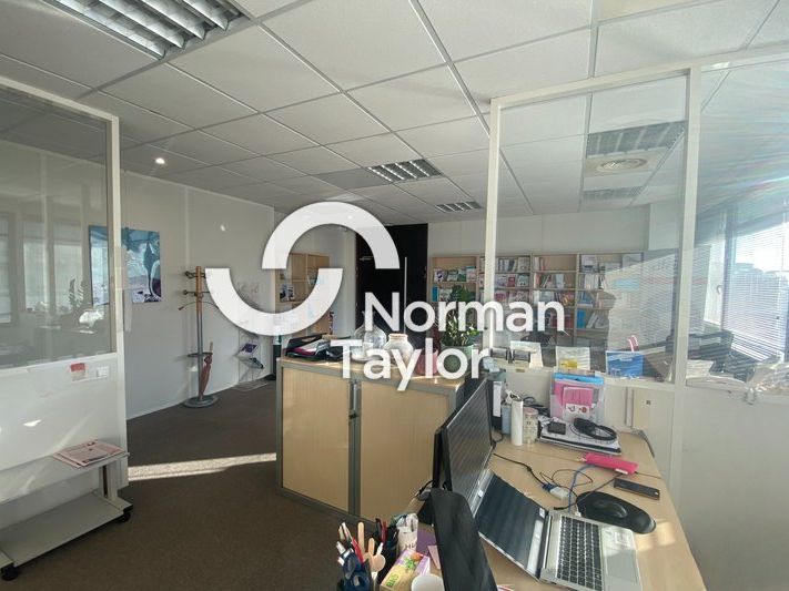 Bureaux de Standing - 238 m² 