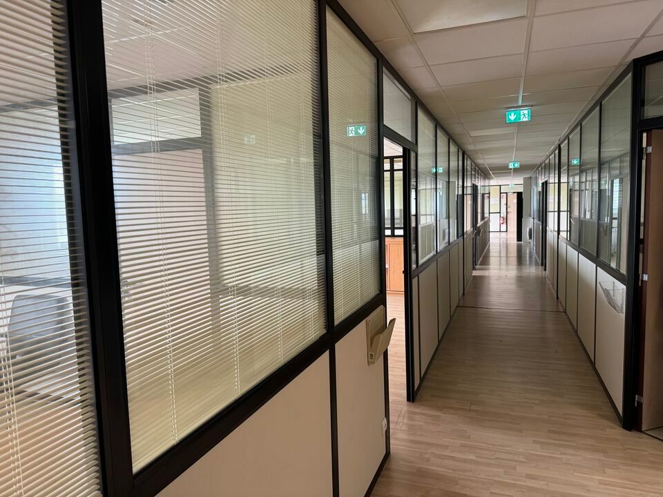 Vente local d''activites 4407 m² non divisibles
