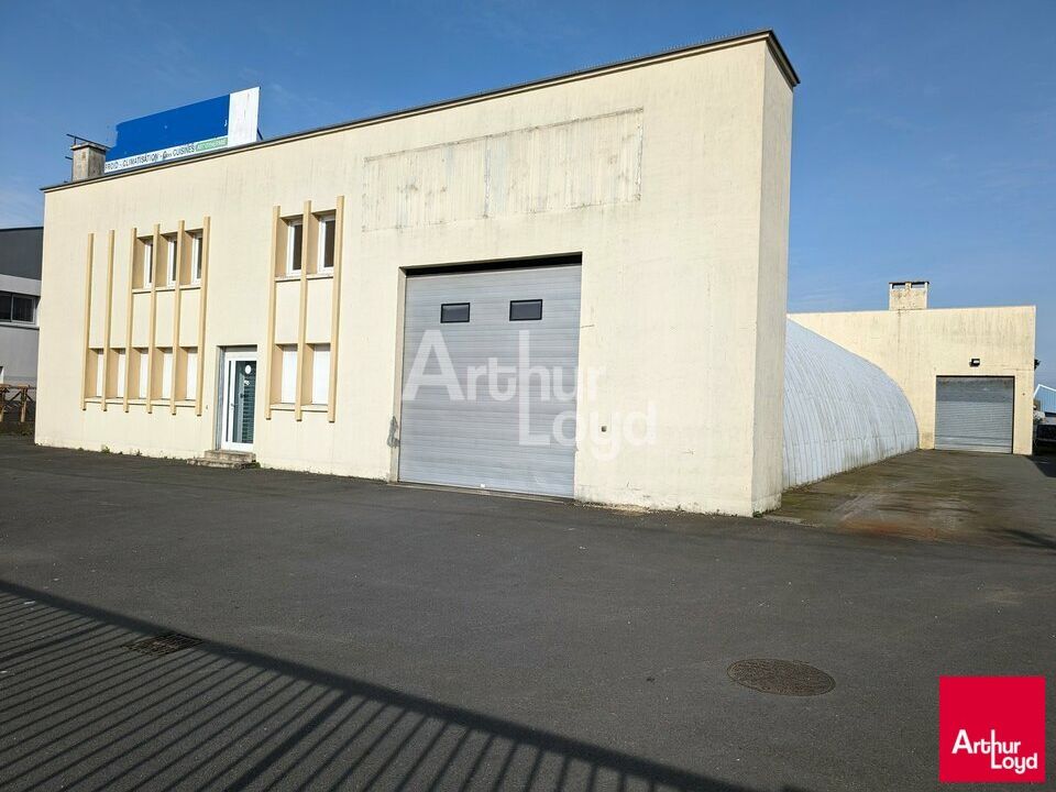 Location local d''activites 750 m² non divisibles