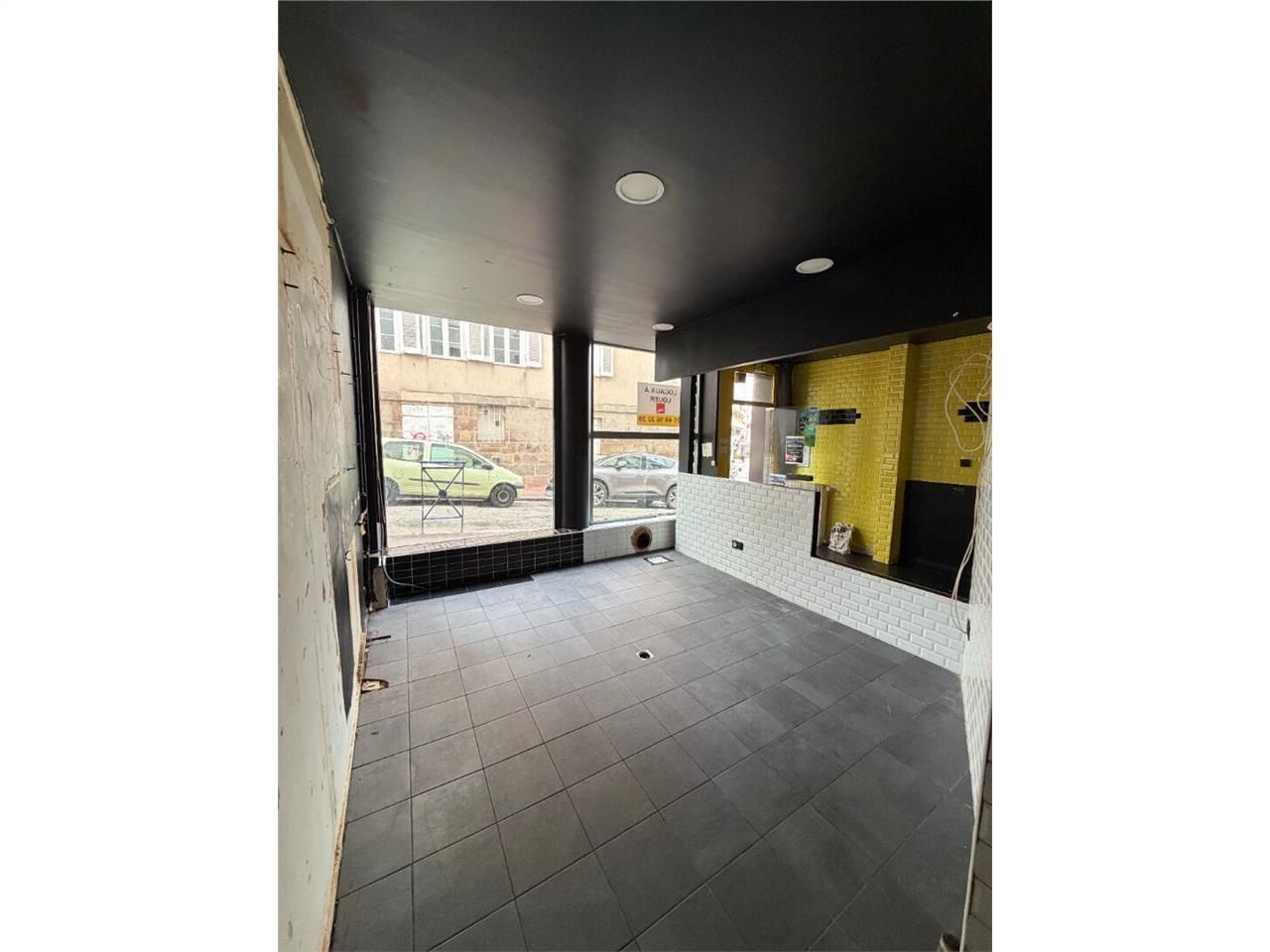 Location local commercial 65.00 m² à LIMOGES