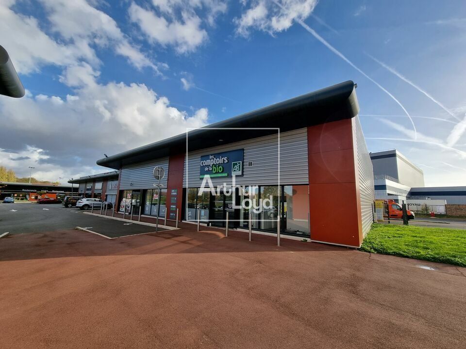 Location local commercial 254 m² non divisibles