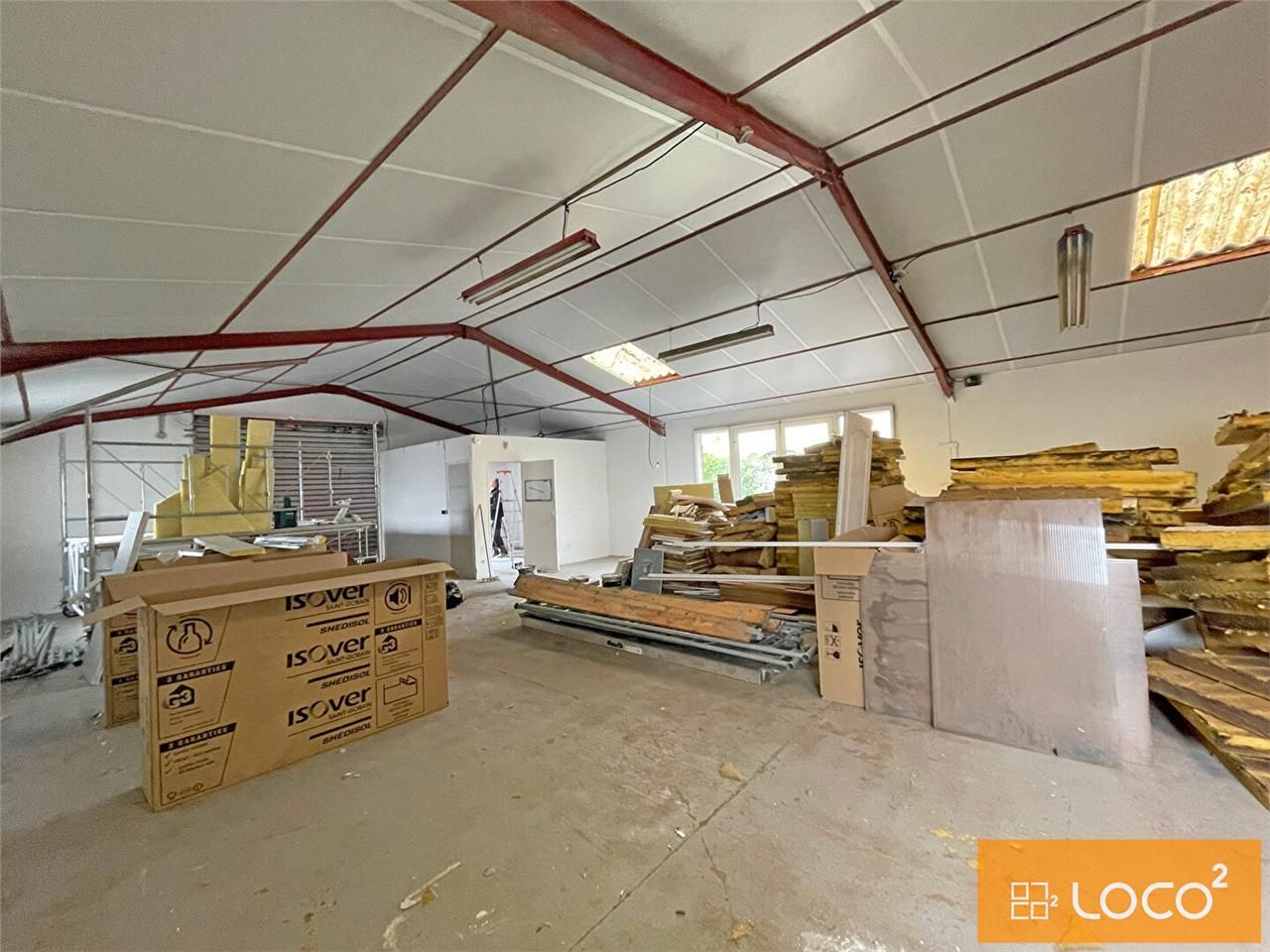 Location local 260.00 m² à CUGNAUX