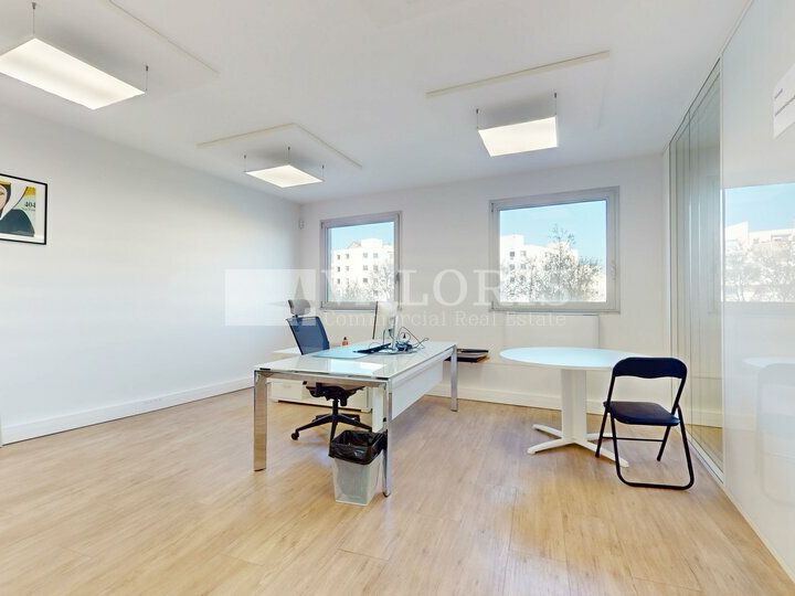 446.5 m² pour ce bureaux en location à Villeurbanne