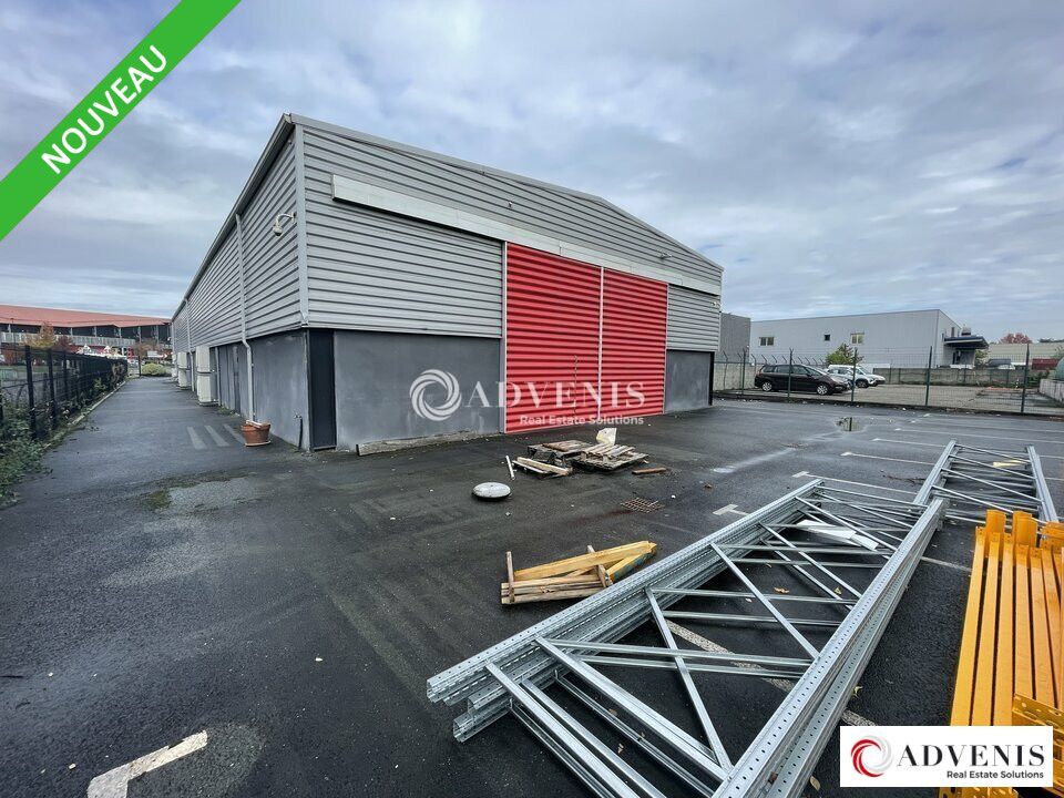 Location local d''activites 924 m² non divisibles