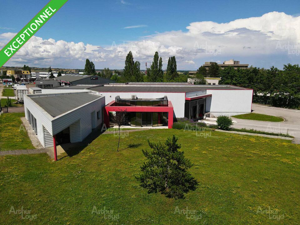 Location entrepot 1148 m² non divisibles