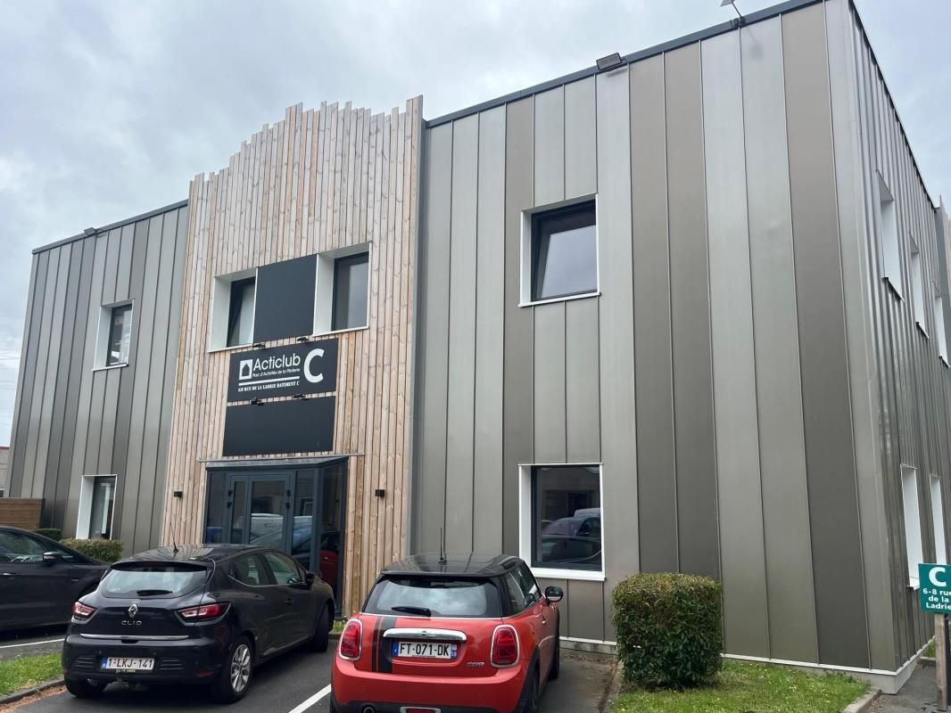 Location bureaux 175 m² non divisibles