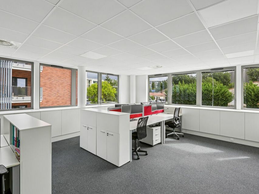 Bureau à vendre - 284 m²