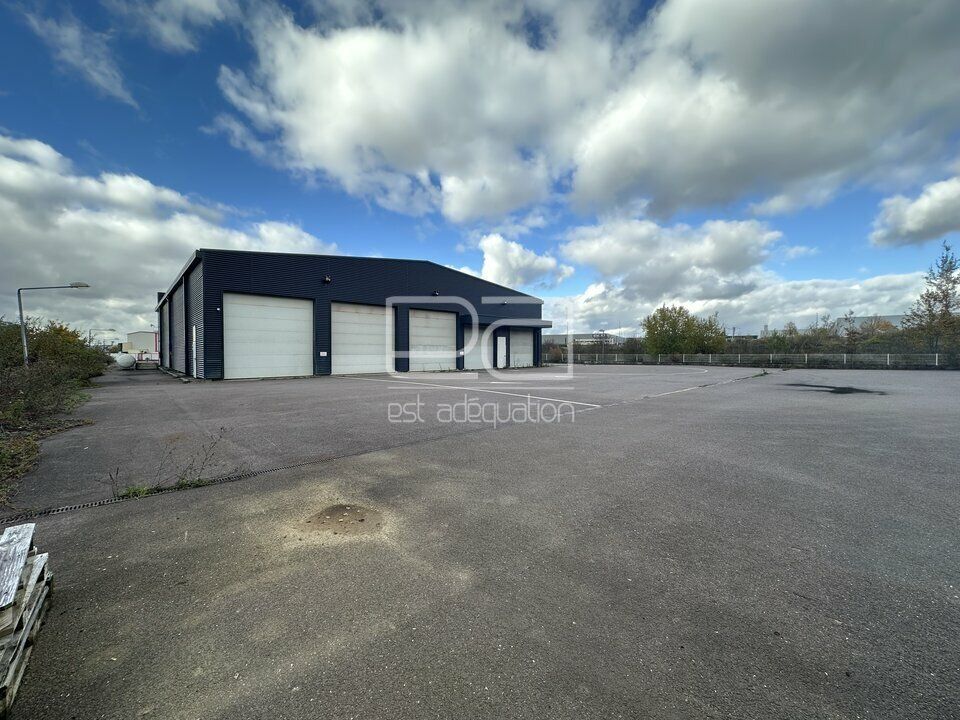 À louer – Bâtiment d'activité avec bureaux – 1 090 m² – Zone d'Activité ATTON SUD