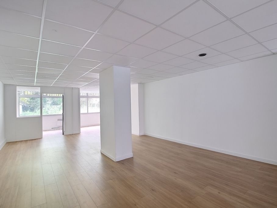 Location bureaux 178 m² non divisibles