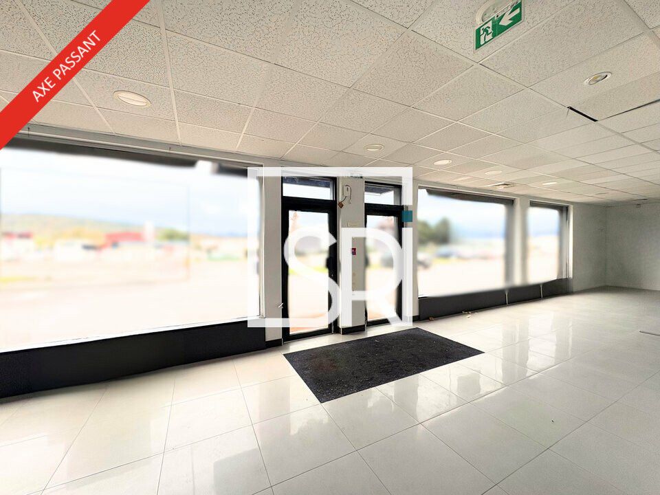 Location local commercial 560 m² non divisibles