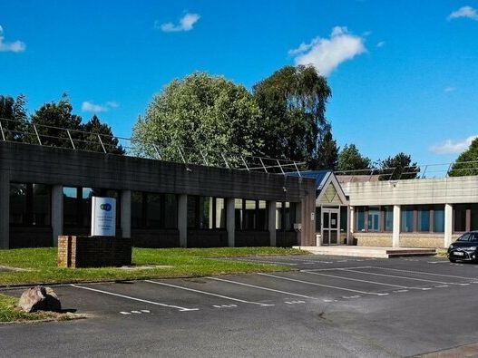 Location bureaux 1059 m² non divisibles