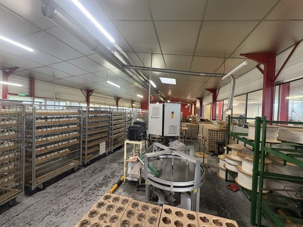 Vente entrepôts 1250 m² non divisibles