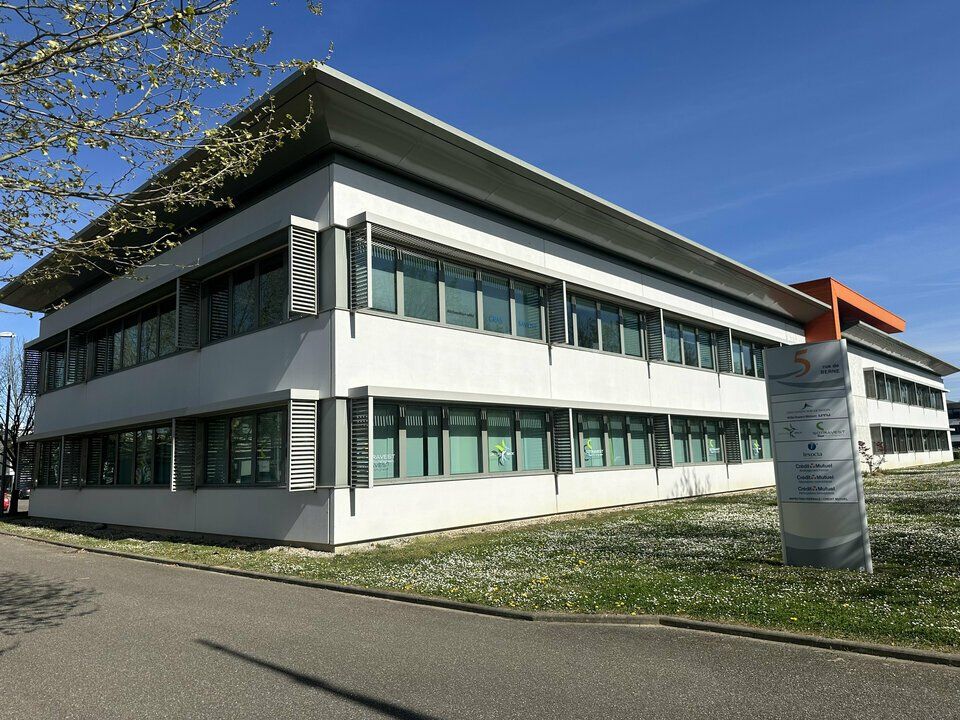 Vente bureaux 455 m² divisibles à partir de 128 m²