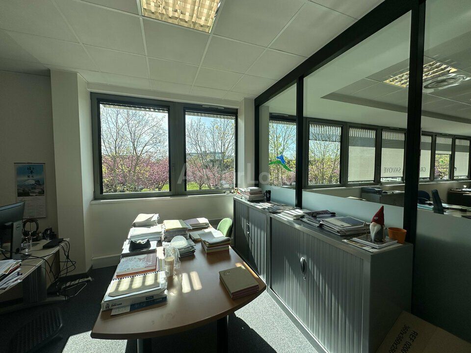 Bureau à vendre - 455 m²