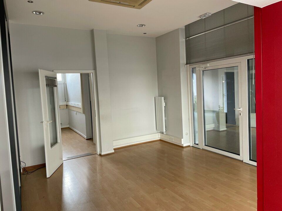 Vente local commercial 43.41 m² non divisibles