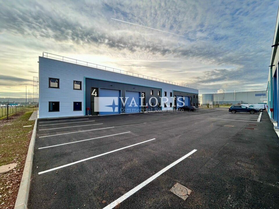 Vente local d''activites 1472.94 m² divisibles à partir de 281.51 m²