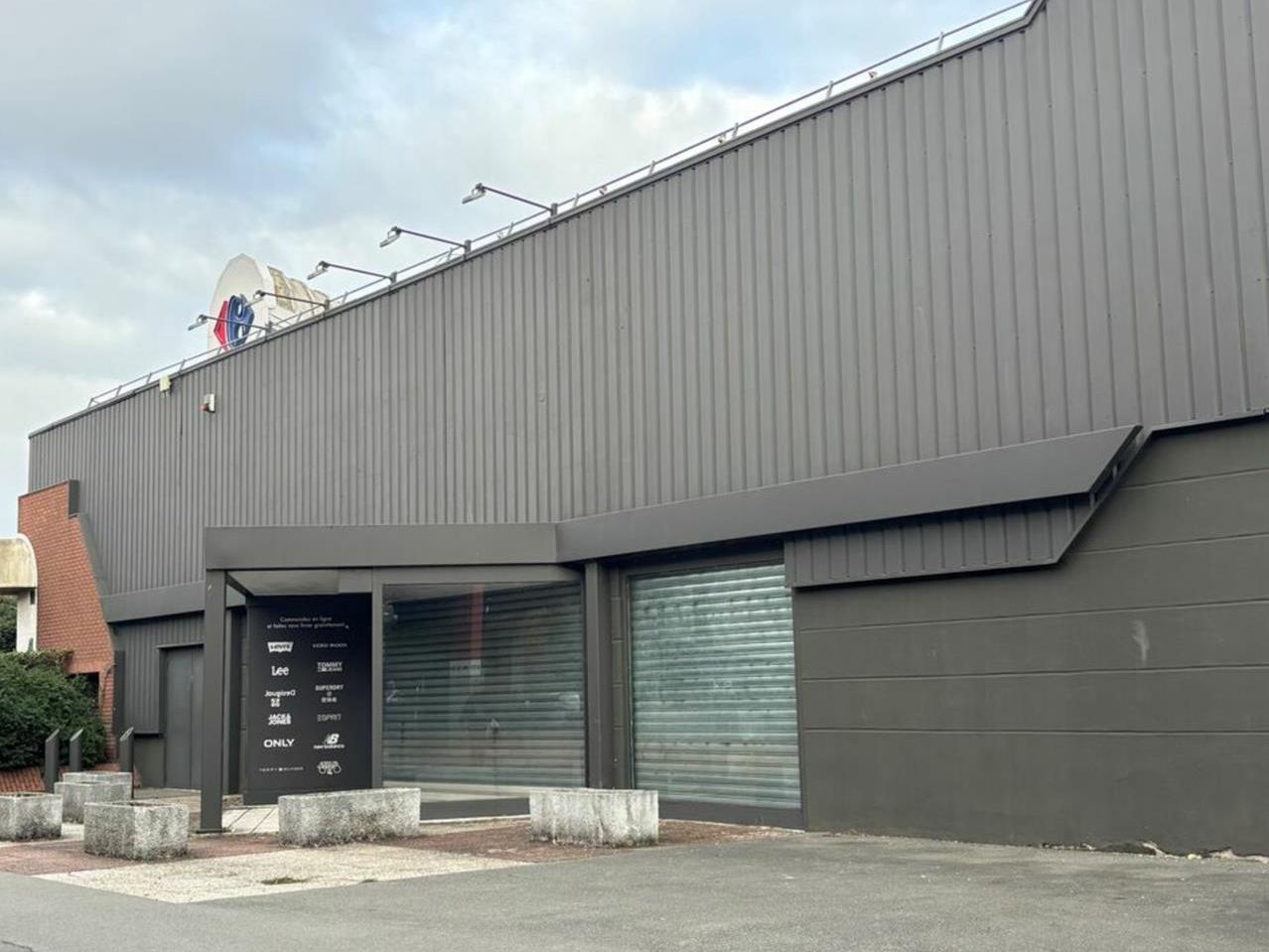 location - local commercial - lomme