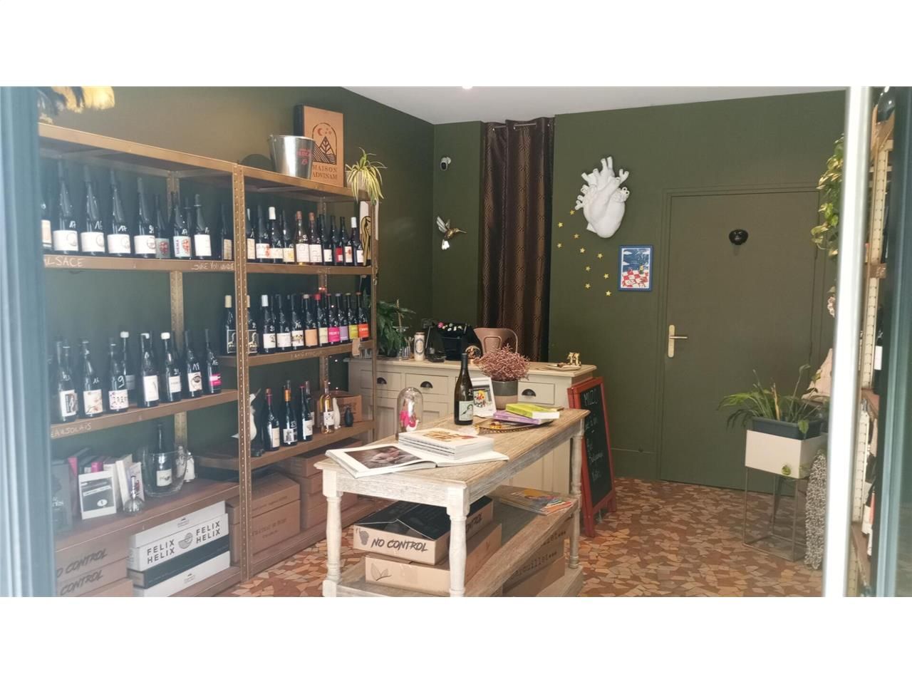 Location local commercial 25 m² non divisibles