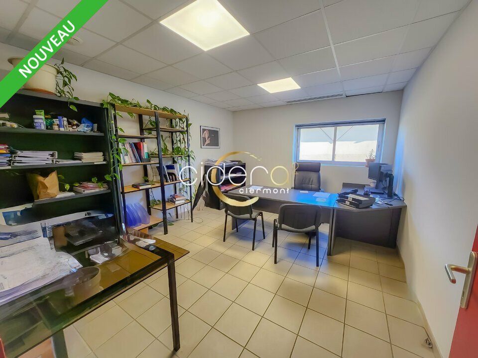 A louer immeuble tertiaire zone artisanale ROMAGNAT (63540)