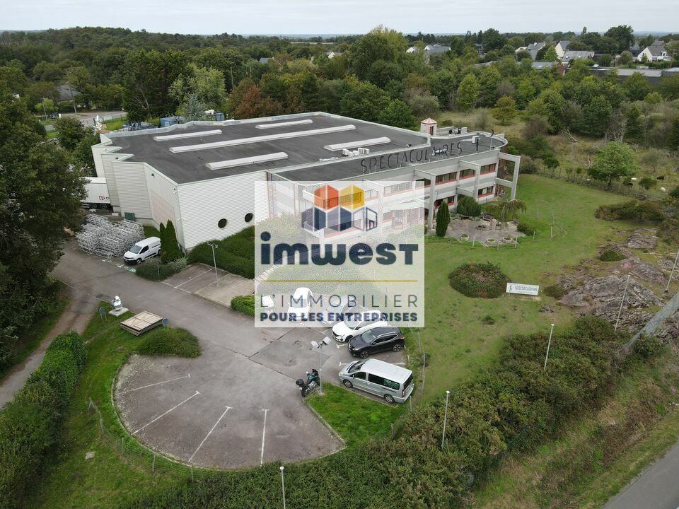 Exclusivité IMWEST – Local d'activité 2 130 m² – Axe N24