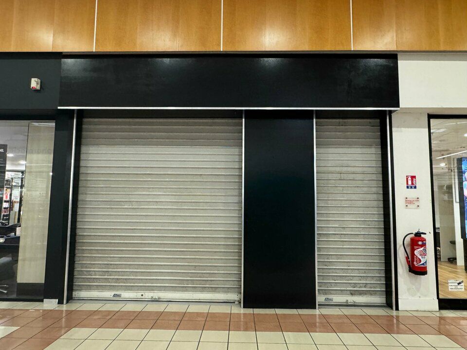 Location local commercial 32.78 m² non divisibles