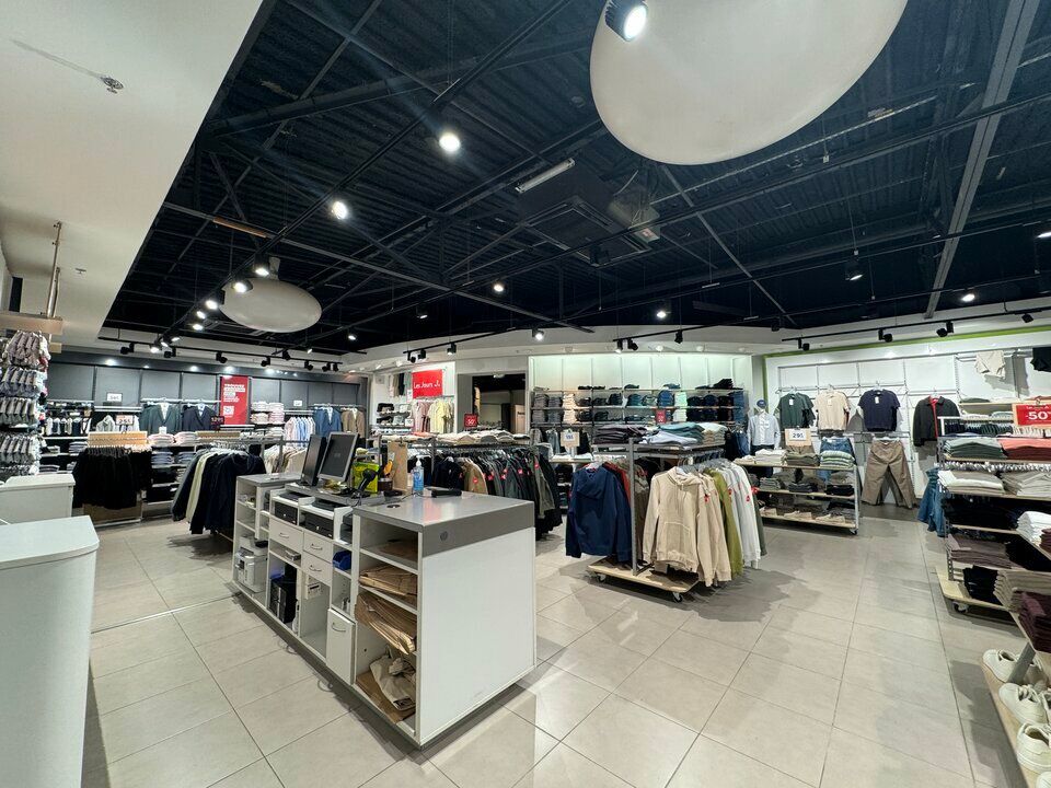 Vente local commercial 173 m² non divisibles