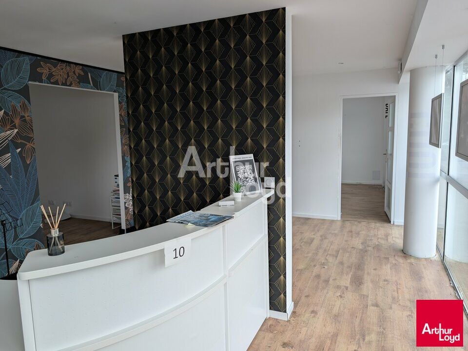 PACE - LOCAL D'ACTIVITES A VENDRE - 400 M²