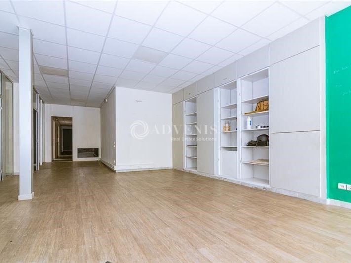 A LOUER LOCAL COMMERCIAL