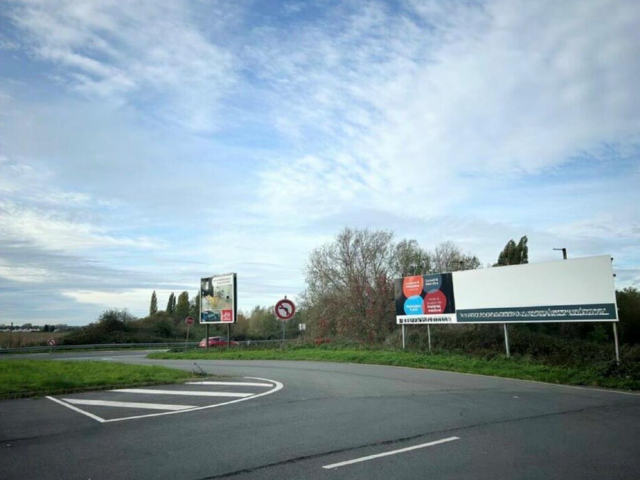 location - local commercial - roncq