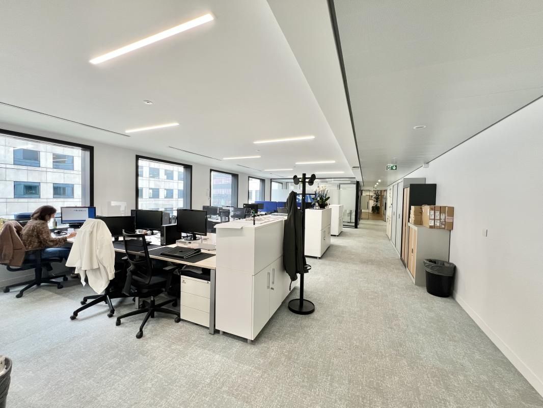 Location bureaux 500 m² non divisibles