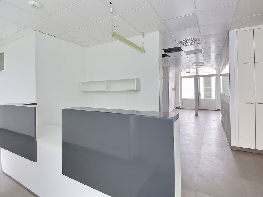Vente bureaux 245 m² non divisibles