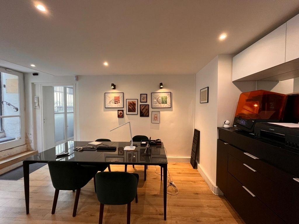 Location bureaux 82 m² non divisibles