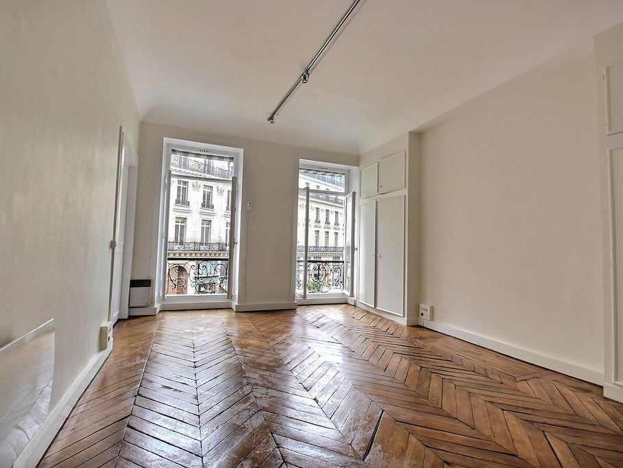 Location bureaux 100 m² non divisibles