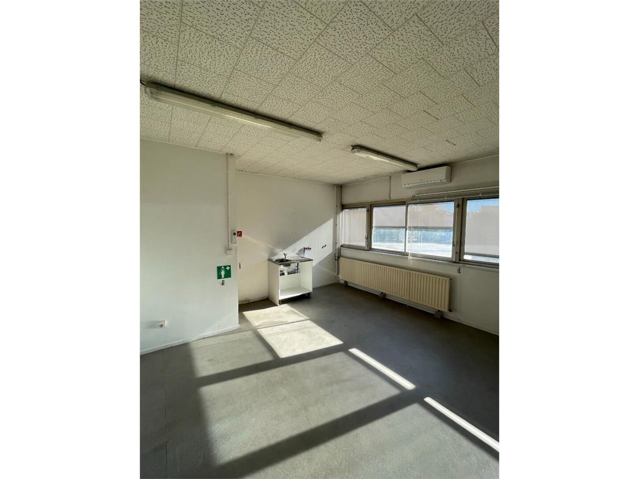 Location bureaux 189.00 m² à LIMOGES