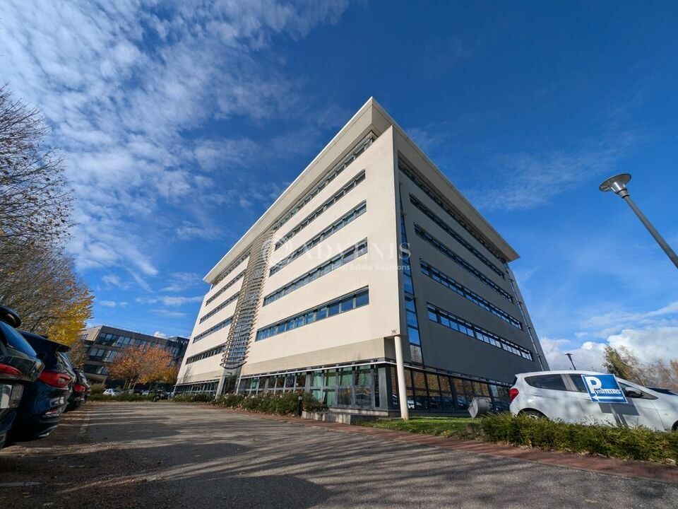 Location bureaux 96 m² non divisibles