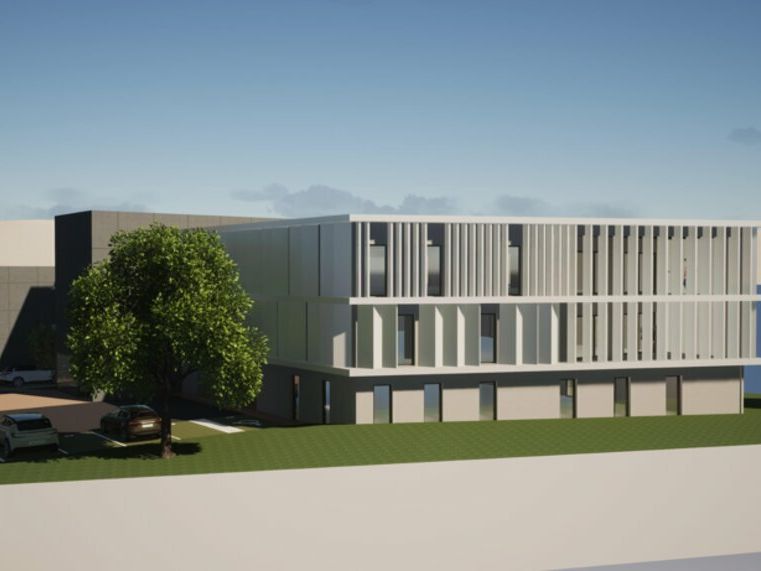 Location local d''activites 3111 m² divisibles à partir de 2500 m²