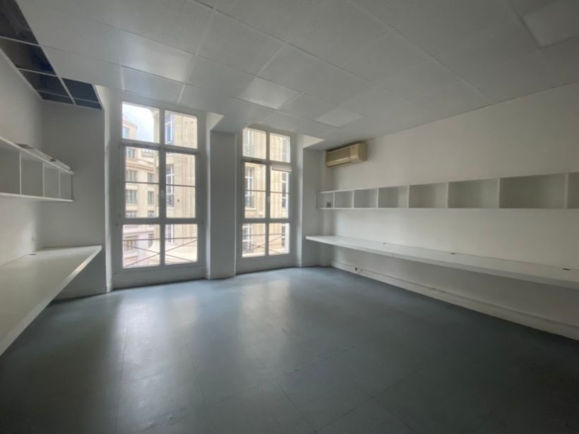 Location bureaux 33 m² non divisibles