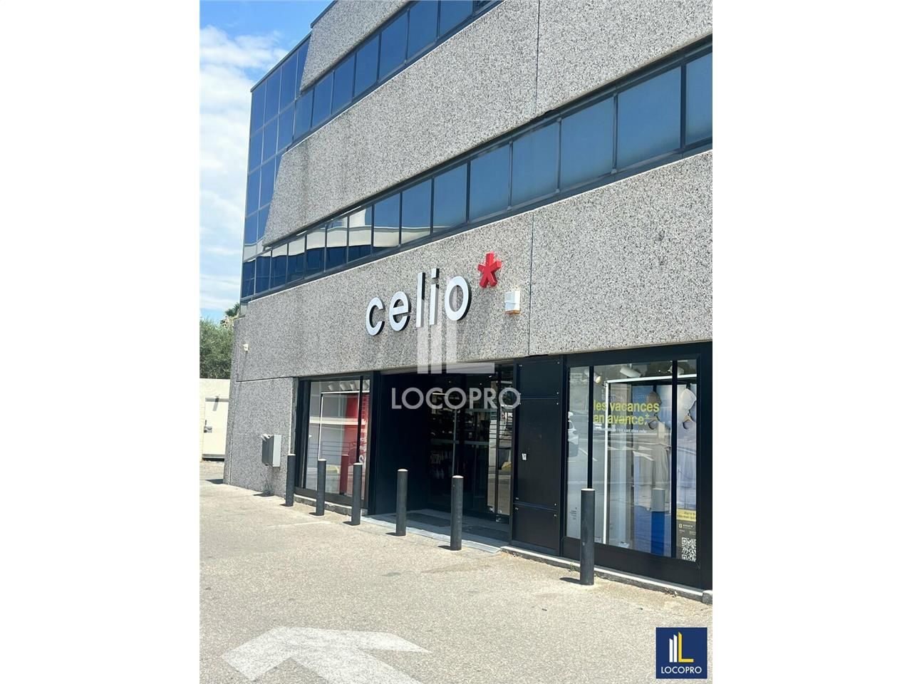 Location local commercial 339 m² non divisibles
