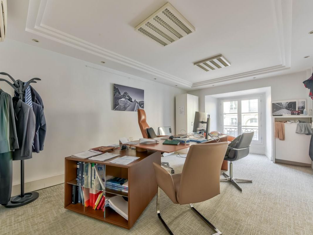 Location bureaux 258 m² non divisibles