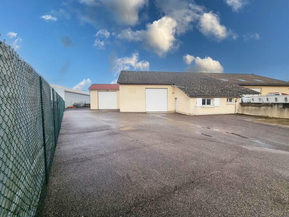 Location local d''activites 460 m² non divisibles