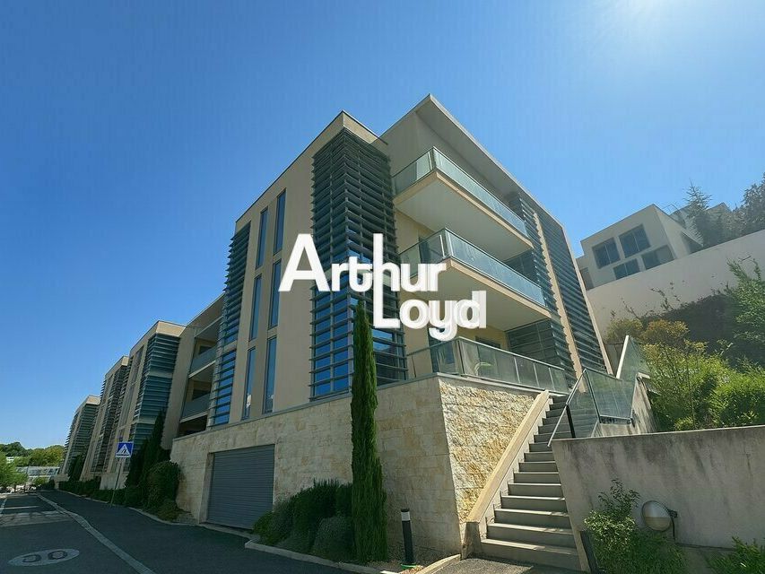 Location bureaux 182 m² non divisibles