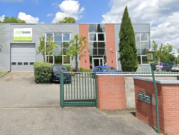 Location bureaux 817.00 m² à QUINT FONSEGRIVES