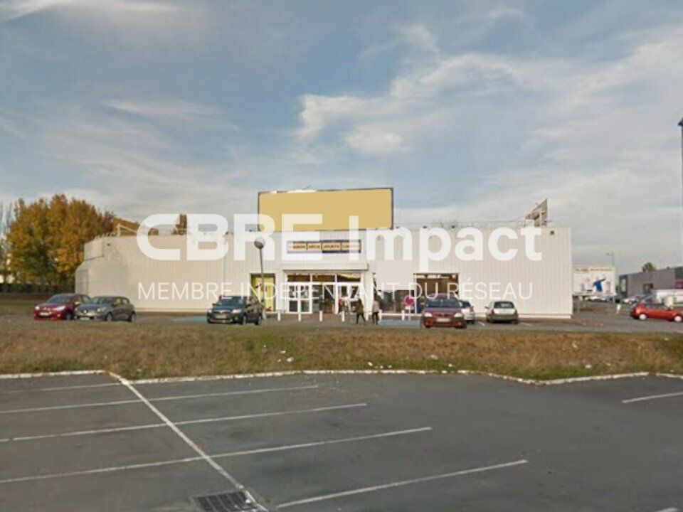 Location local commercial 771 m² non divisibles