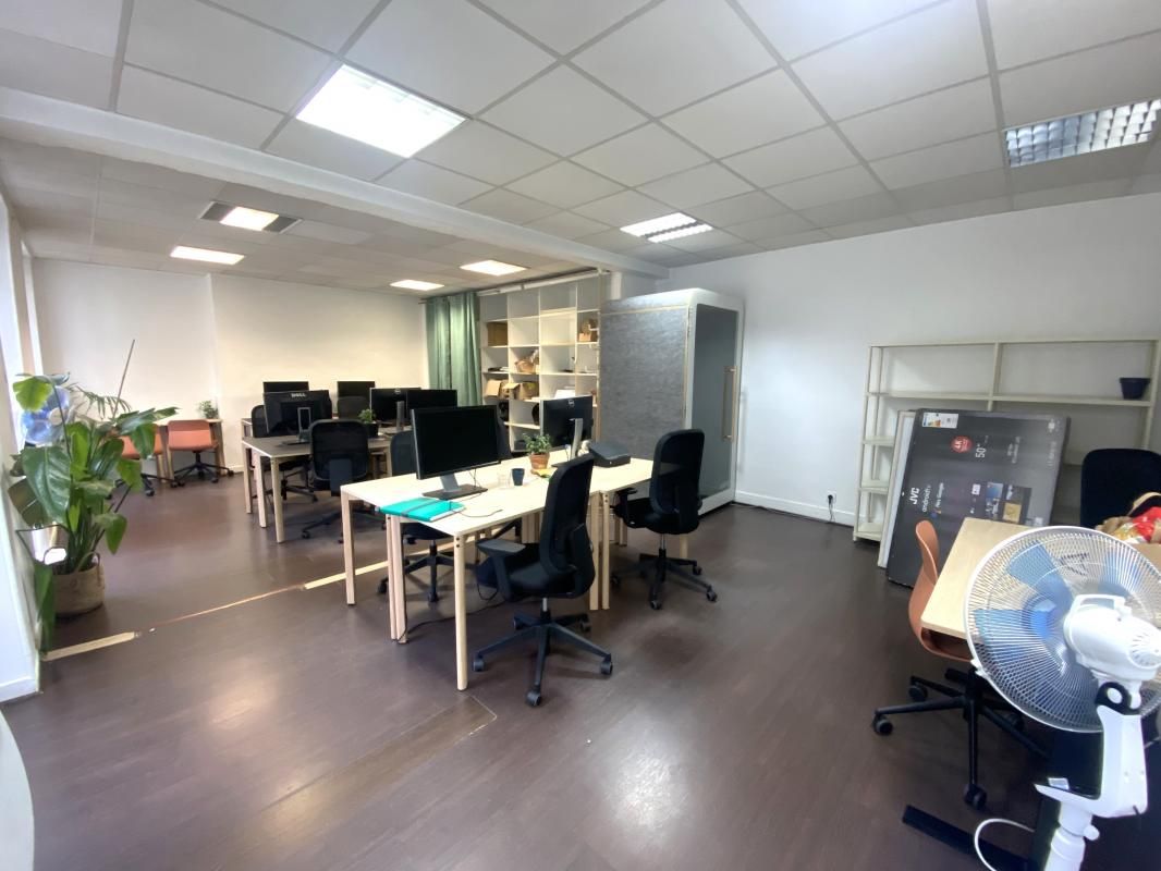 Location bureaux 77 m² non divisibles