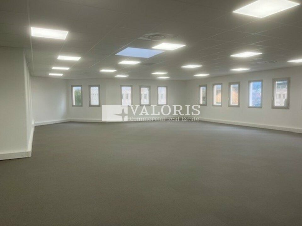 Location bureaux 255 m² non divisibles