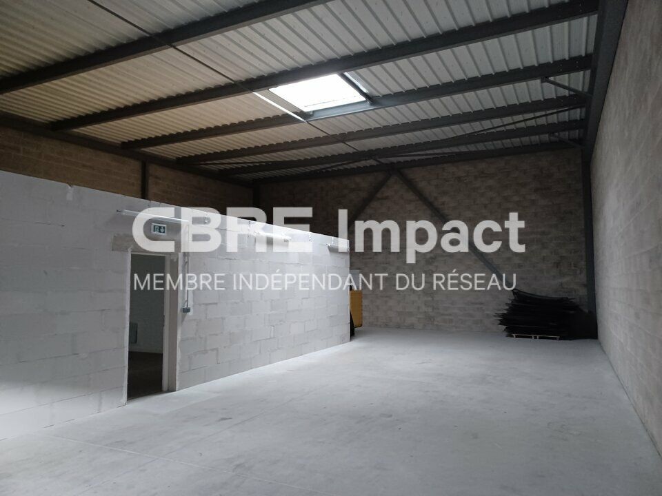 Location local commercial 205 m² non divisibles