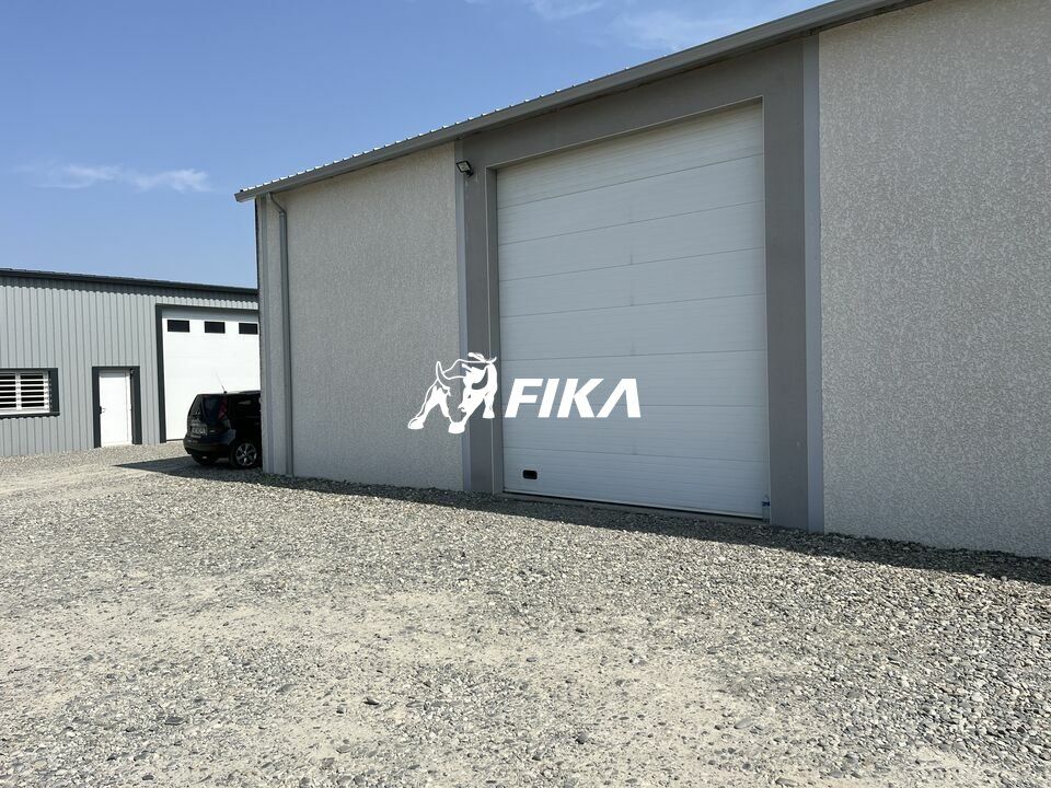 Location local d''activites 150 m² non divisibles