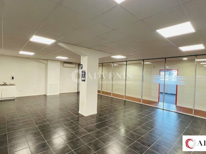 Location bureaux 490 m² non divisibles