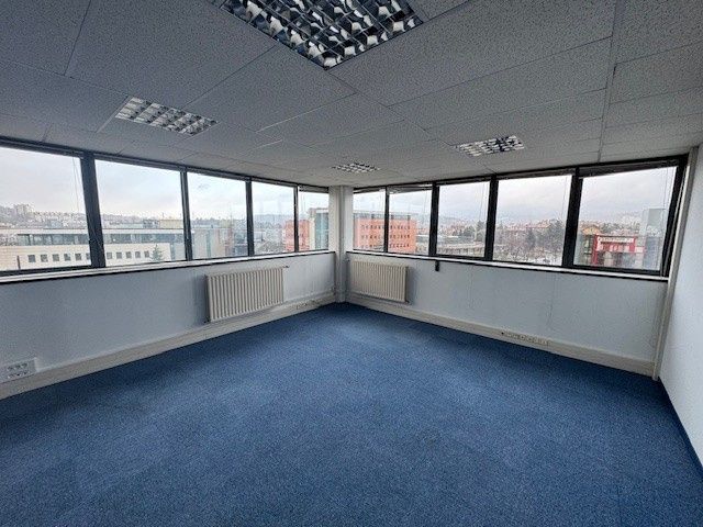 Vente bureaux 102 m² à Saint-Étienne