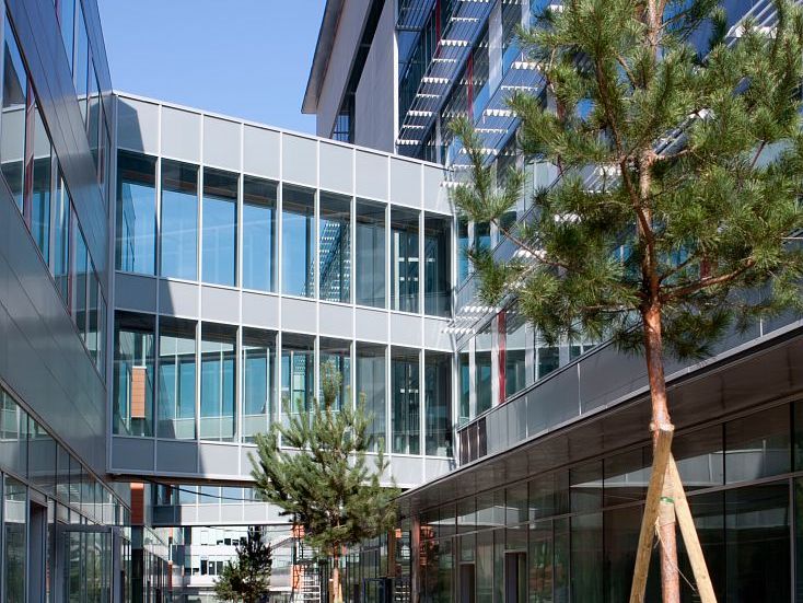 Vente bureaux 1661 m² à Saint-Étienne